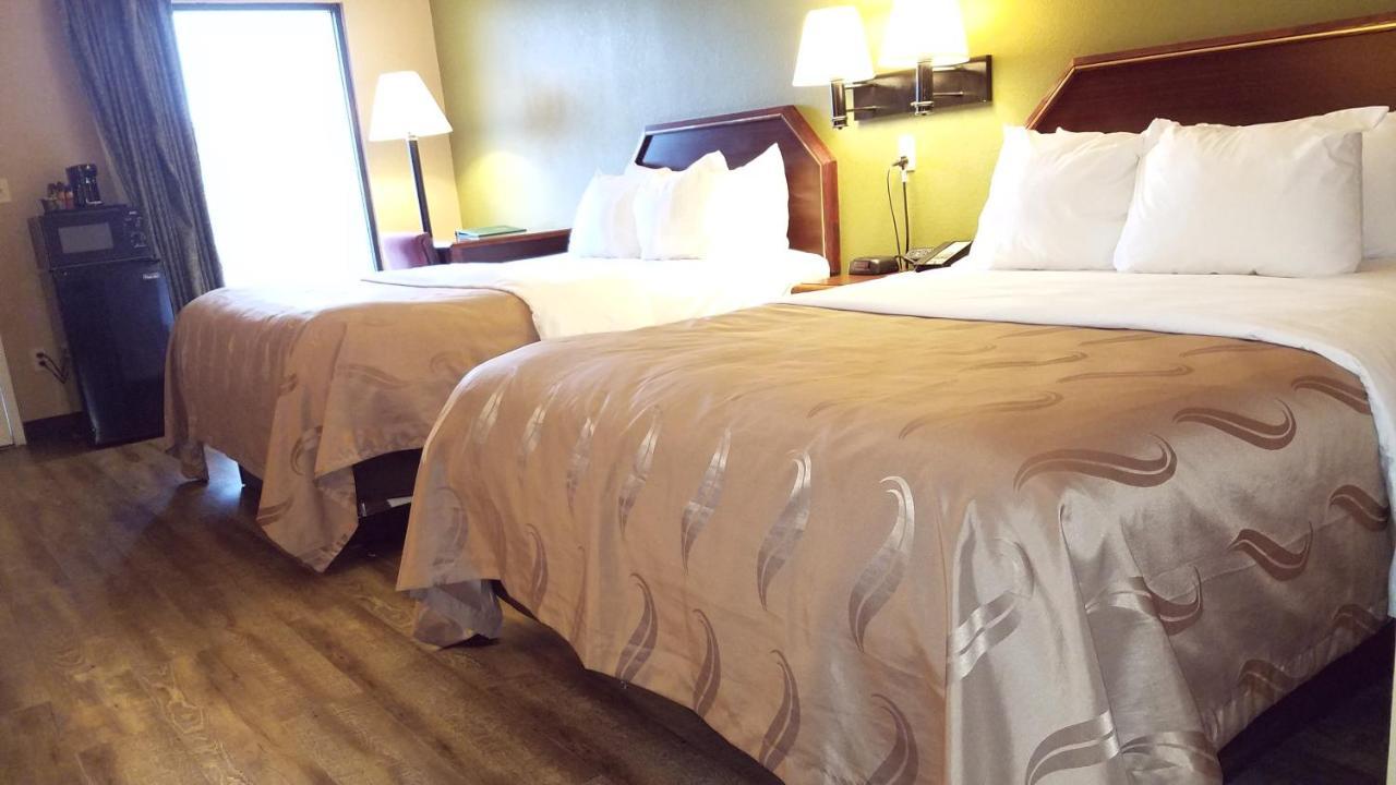 Quality Inn Alexandria Eksteriør billede