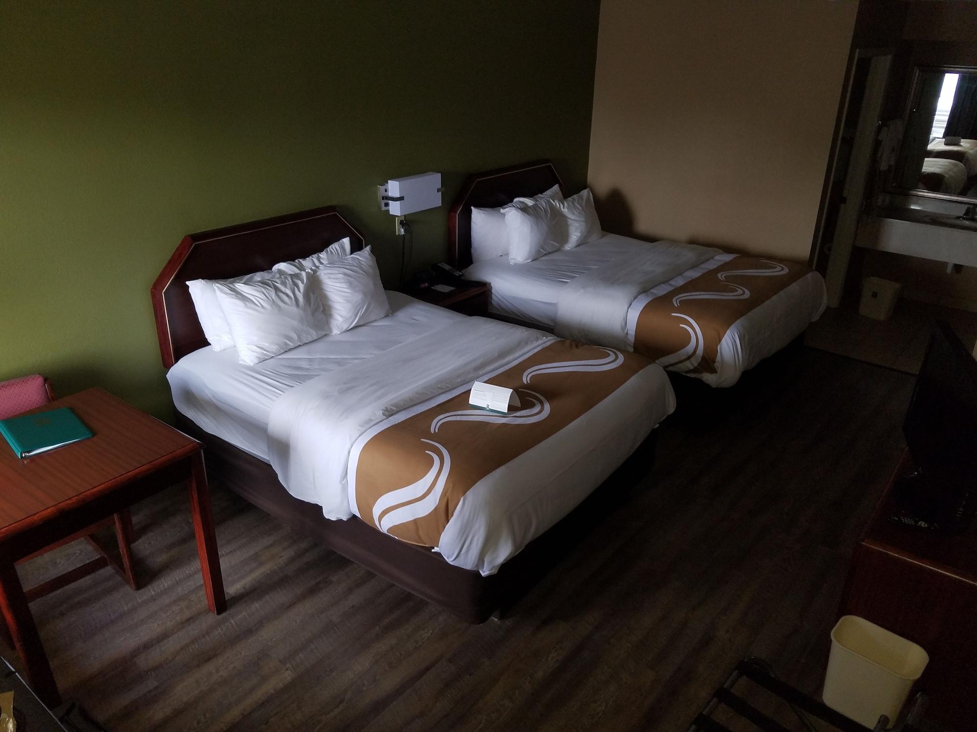 Quality Inn Alexandria Eksteriør billede