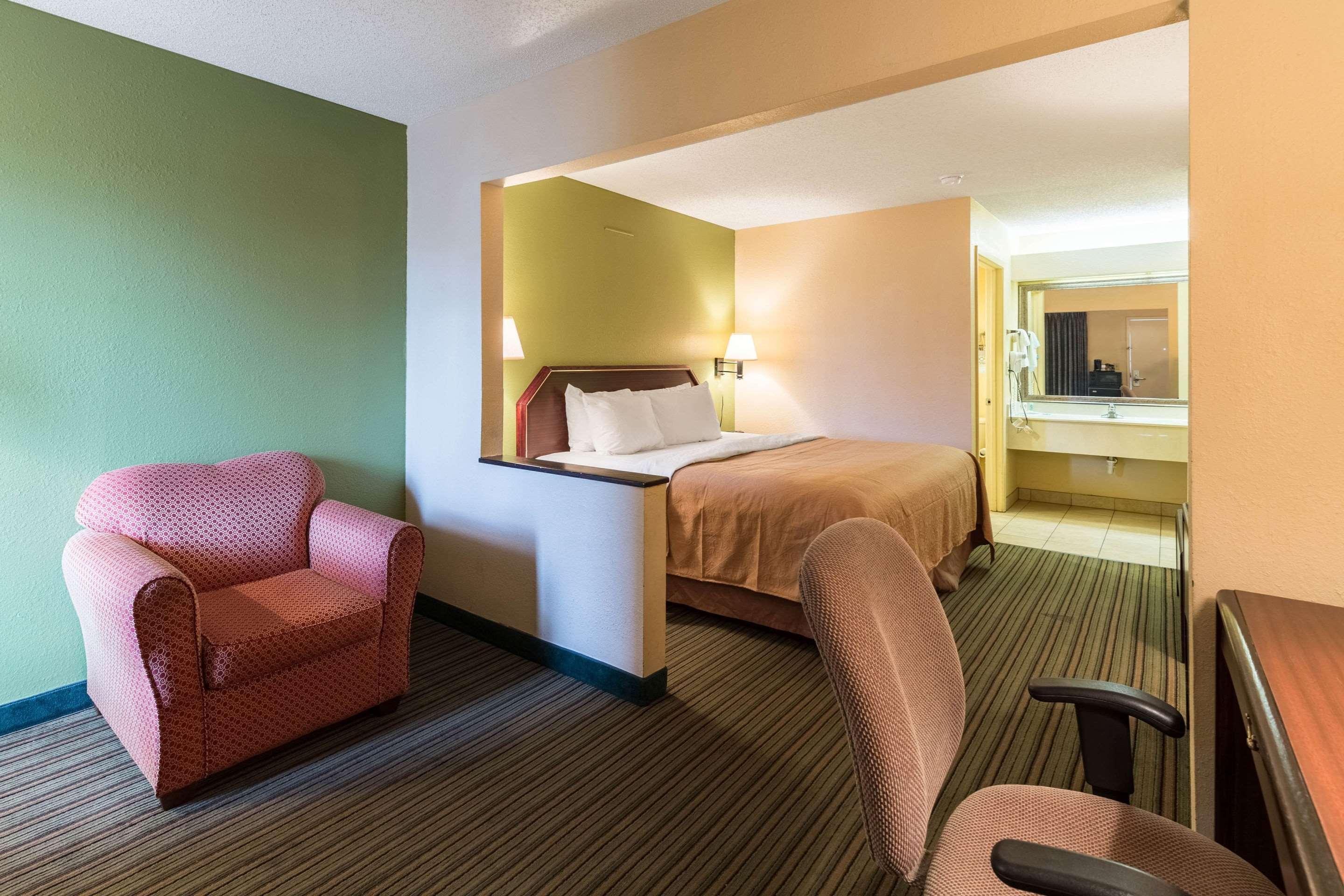Quality Inn Alexandria Eksteriør billede