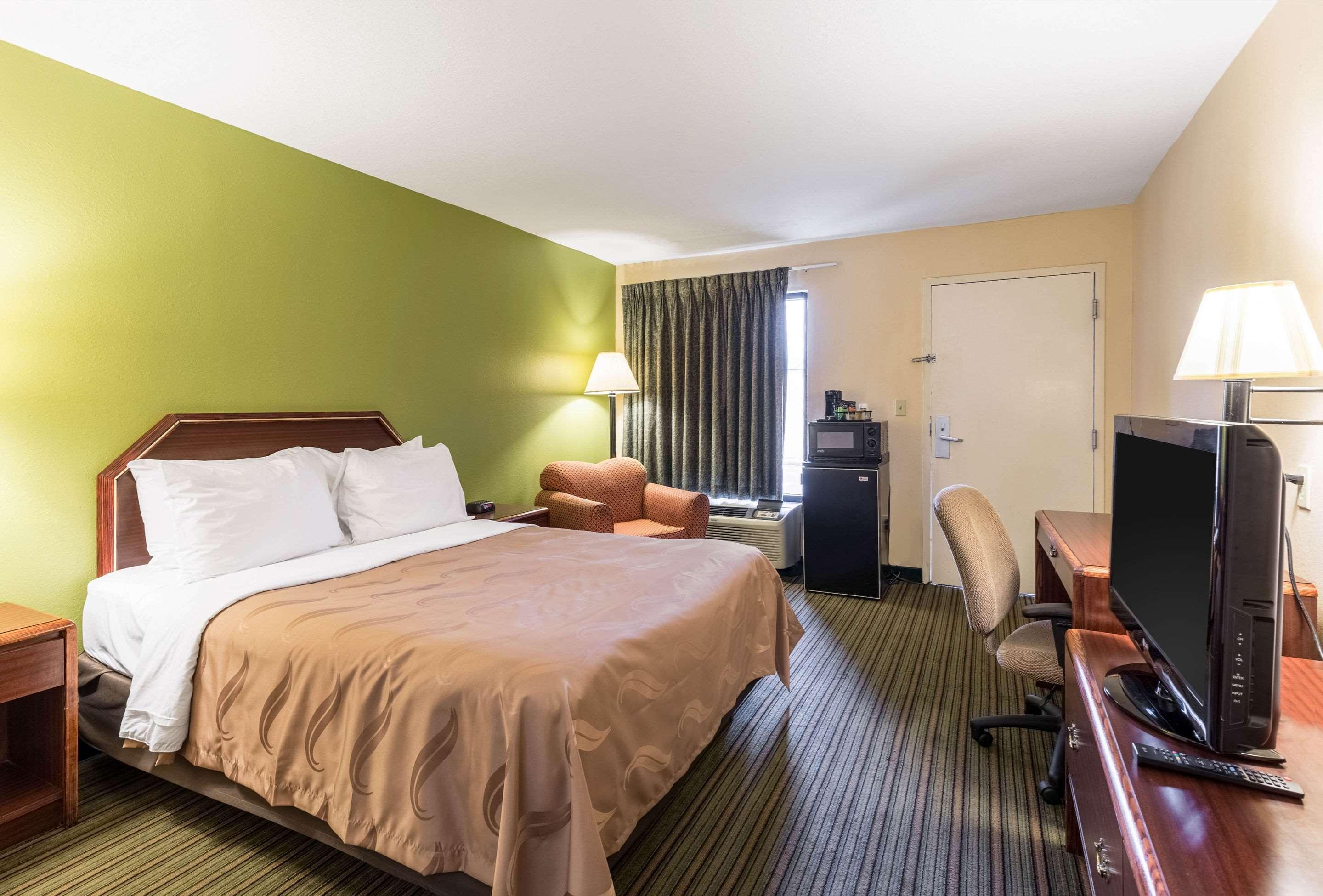 Quality Inn Alexandria Eksteriør billede