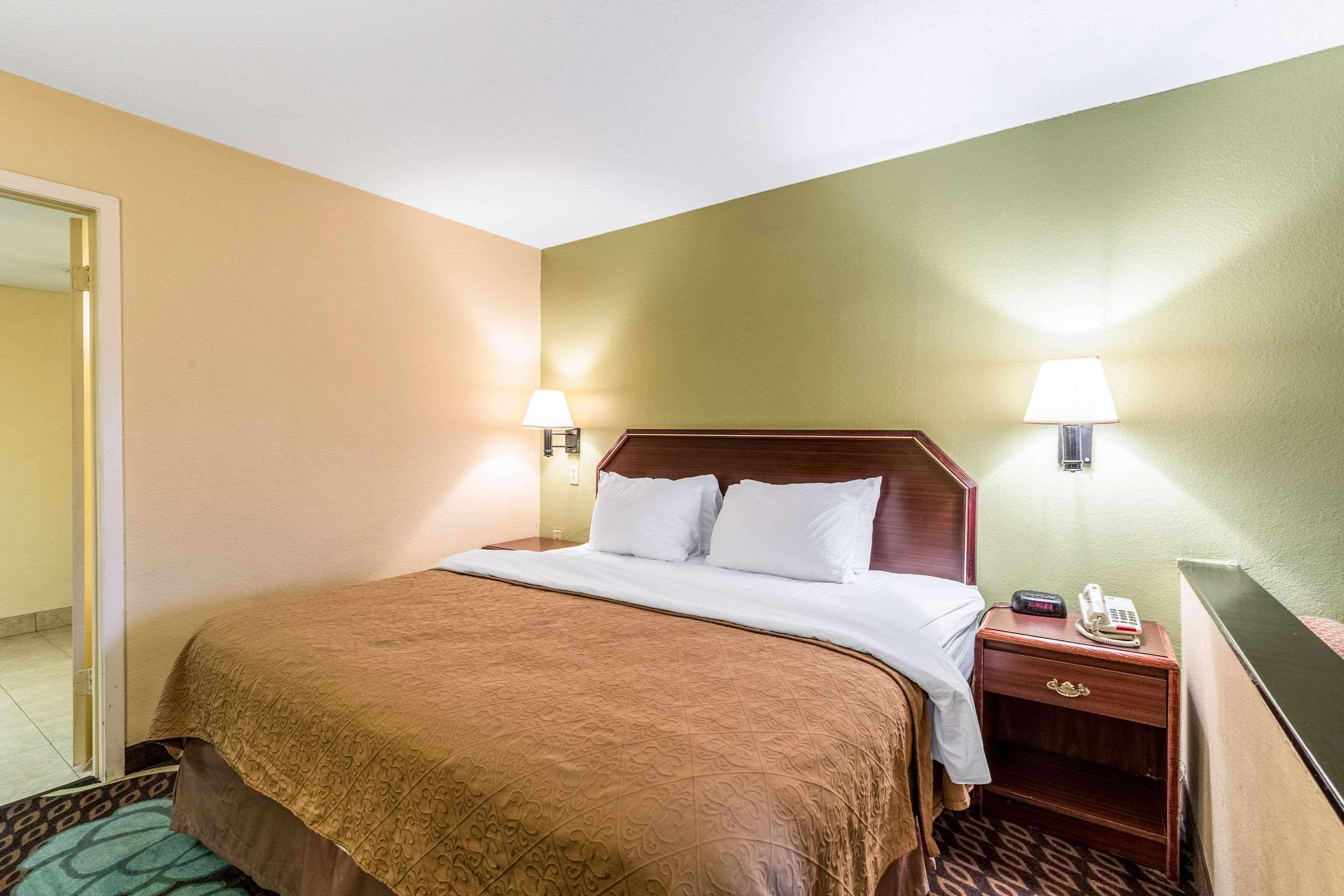 Quality Inn Alexandria Eksteriør billede