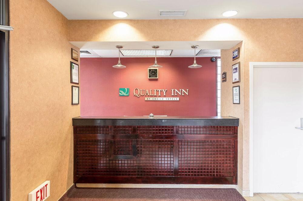 Quality Inn Alexandria Eksteriør billede