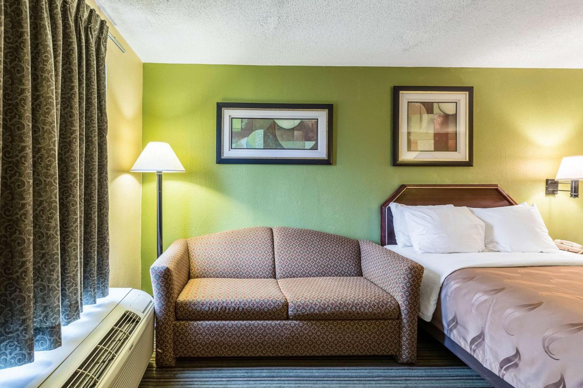 Quality Inn Alexandria Eksteriør billede